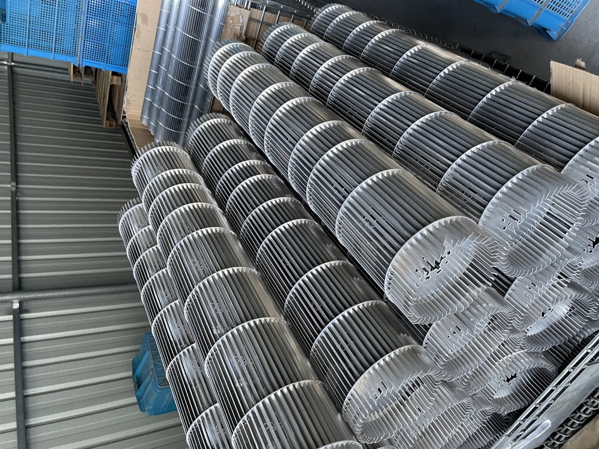 LONGWELL fan production workshop